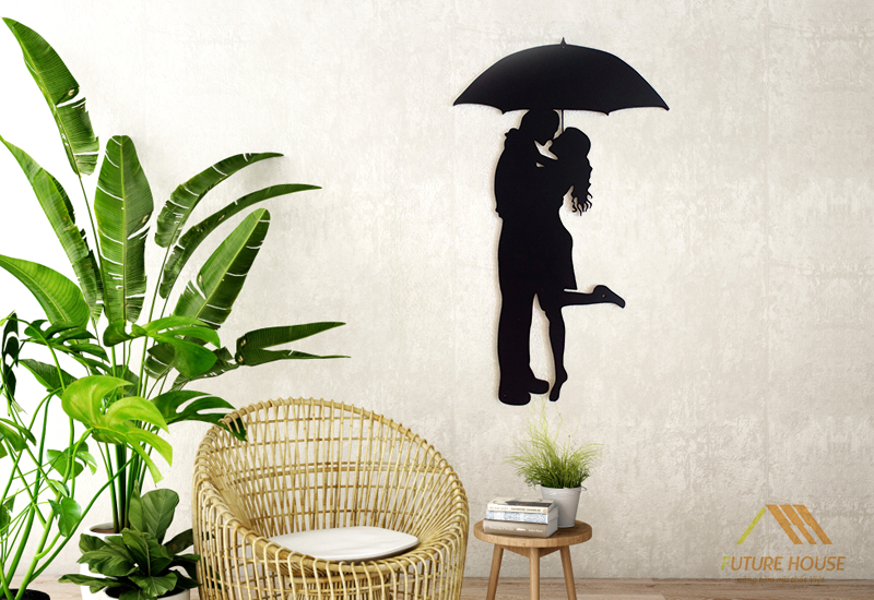 Mô Hình Cặp Đôi Cầm Dù Trong Mưa Lãng Mạn