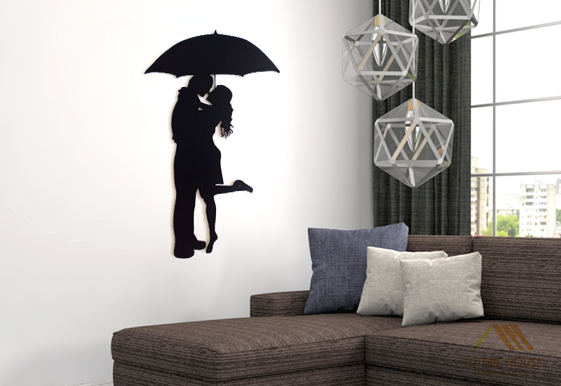 Mô Hình Cặp Đôi Cầm Dù Trong Mưa Lãng Mạn