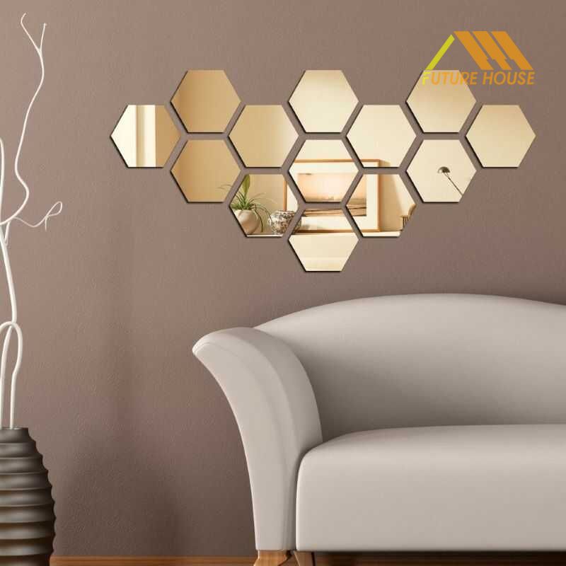 Gương decor ở hành lang mang lại không gian tươi mới, sáng sủa